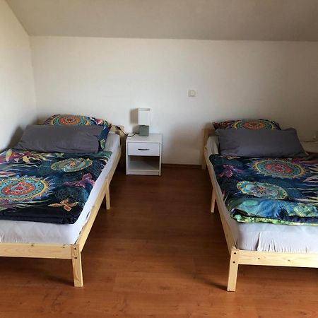 Pfaffing Schoene Ferienwohnung Im Voralpenland מראה חיצוני תמונה